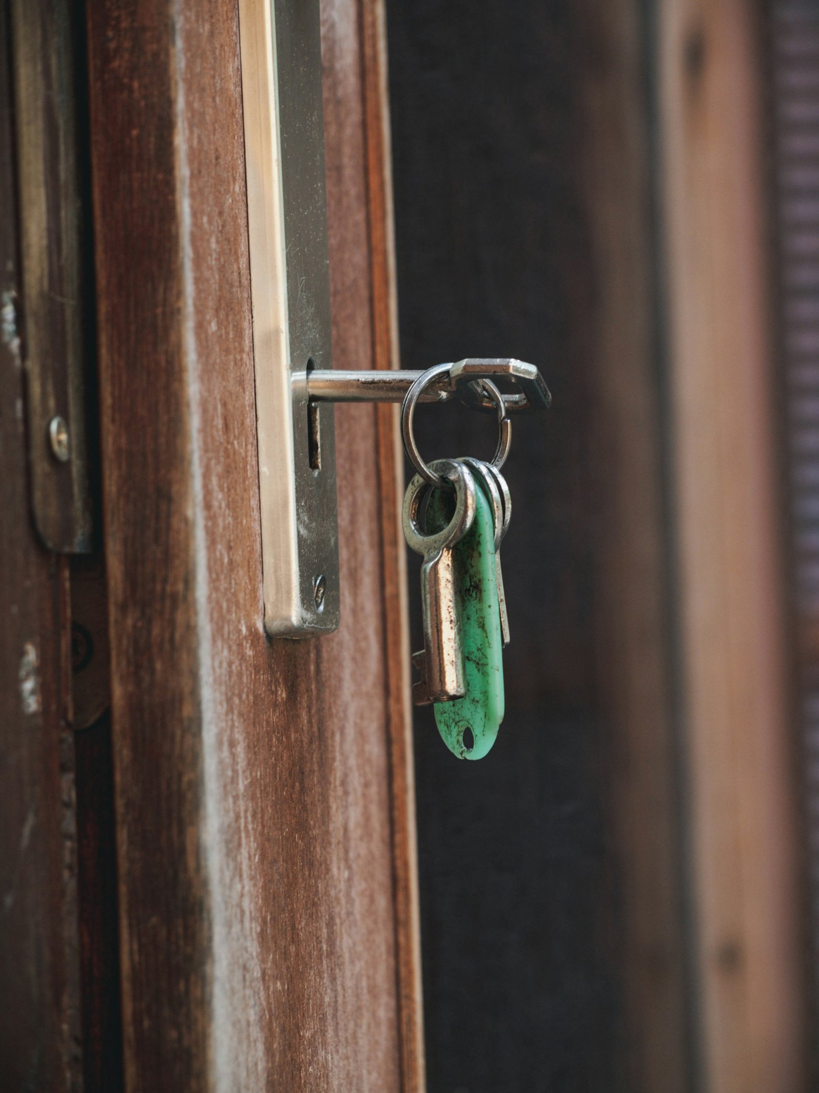 Door lock with keys — Ducie Locksmith Darra